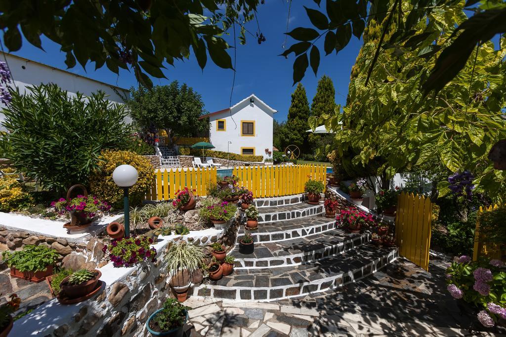 Hotel Quinta De Vale Escuro Lousã Esterno foto