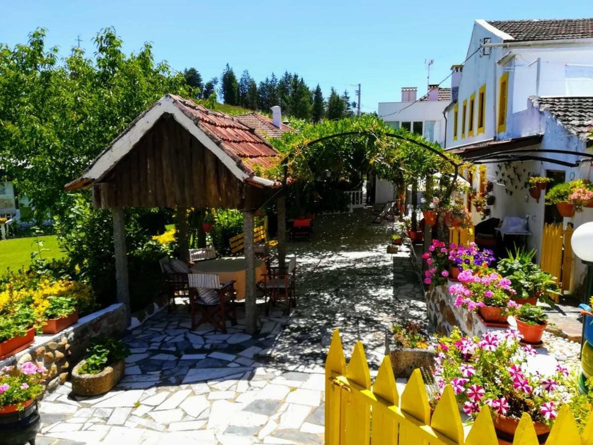 Hotel Quinta De Vale Escuro Lousã Esterno foto